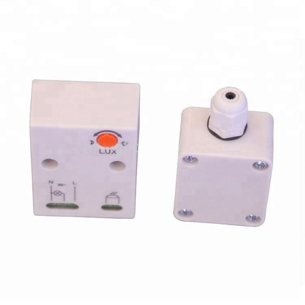 Night sensor with separate photocell / IP65 - moisture resistant / 6A / 220V / 4751029233899 / 13-128